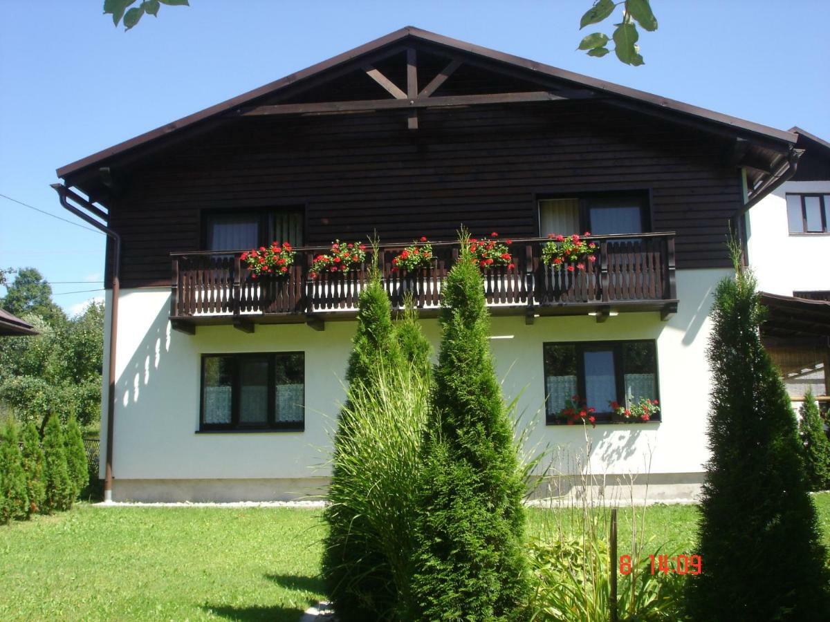 E&Z Eva Hruba Rekreacny Dom Hotel Bystra Bagian luar foto